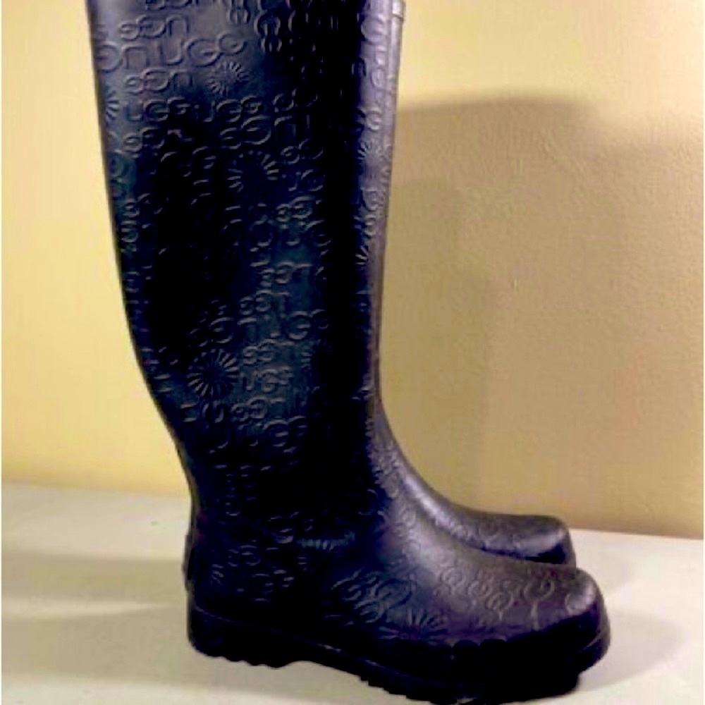 UGG Australian Black Wilshire Tall LOGO Rain Boots - Pre owned  Size:8